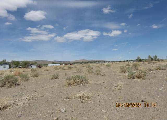 Property at 5600 Sioux Trl, Stagecoach, NV 89429