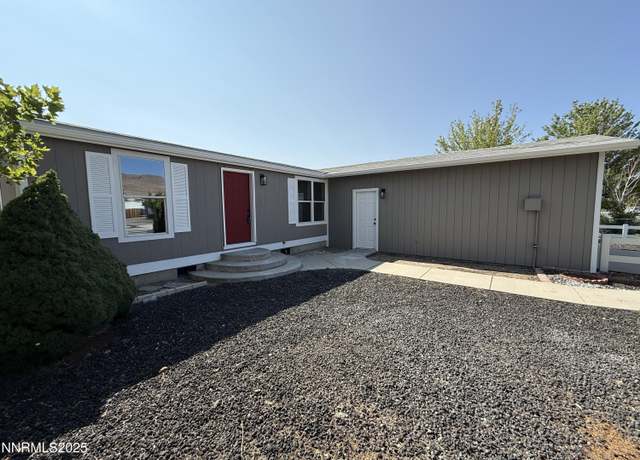 Property at 220 Glen Vista Dr, Dayton, NV 89403, 3 beds, 2 baths