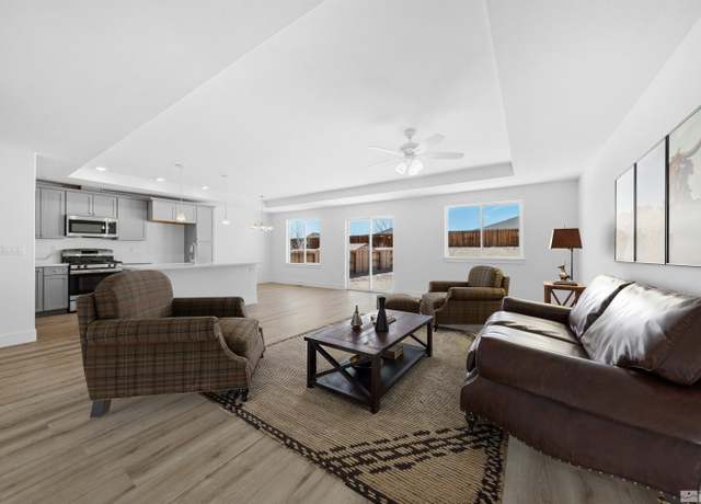 Property at 405 Yellow Brick Rd, Battle Mountain, NV 89820, 3 beds, 2 baths