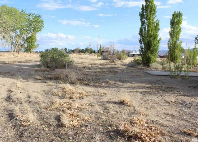 Property at 14 Hall Ln, Yerington, NV 89447