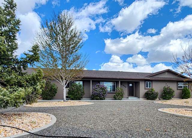 Property at 629 Thorobred Ave, Gardnerville, NV 89410, 3 beds, 2.5 baths