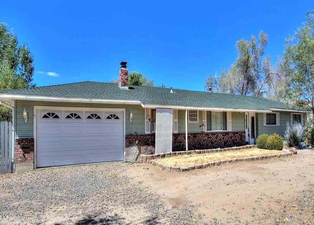 Property at 7555 Estates Rd, Reno, NV 89506, 3 beds, 3 baths