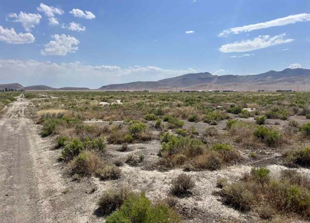 Property at 905 28th St, Battle Mountain, NV 89820