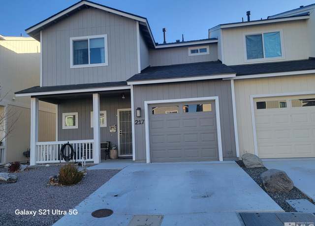 Property at 217 Goss Pl, Dayton, NV 89403, 2 beds, 2.5 baths