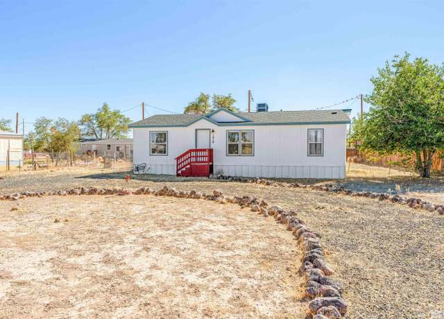 Property at 1414 Lahontan Dr, Silver Springs, NV 89429, 3 beds, 2 baths