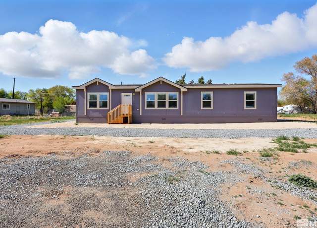 Property at 5202 Leon Dr, Sun Valley, NV 89433, 4 beds, 2 baths