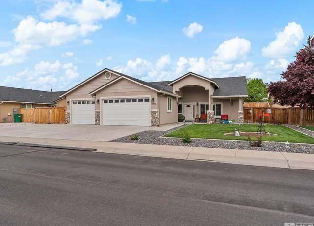 Property at 1717 Bunker Ct, Fernley, NV 89408, 4 beds, 2.5 baths