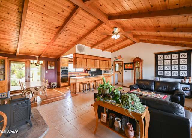 Property at 5 Pinon Dr, Wellington, NV 89444, 3 beds, 2.5 baths