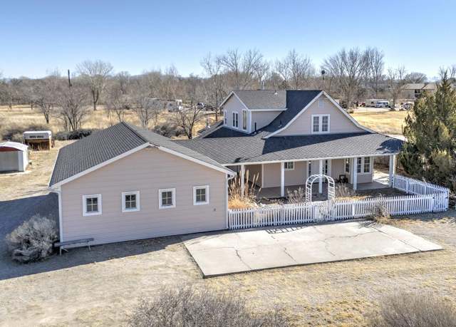 Property at 1111 Arrowhead Ln, Fallon, NV 89406, 2 beds, 2 baths