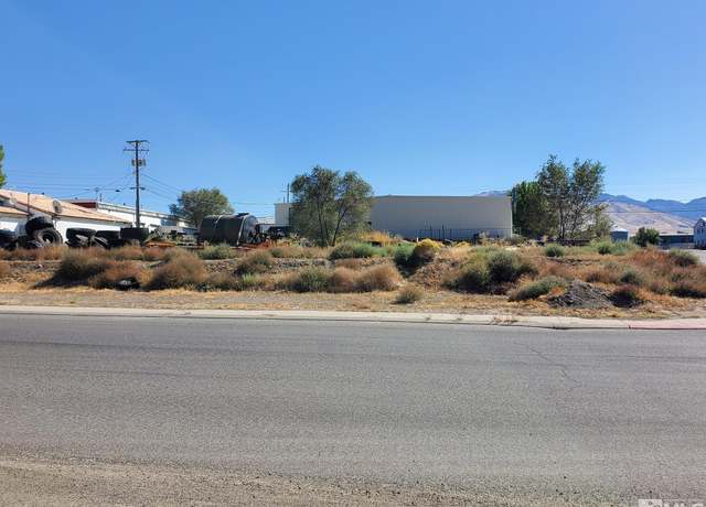 Property at 609 Sheehan St, Winnemucca, NV 89445