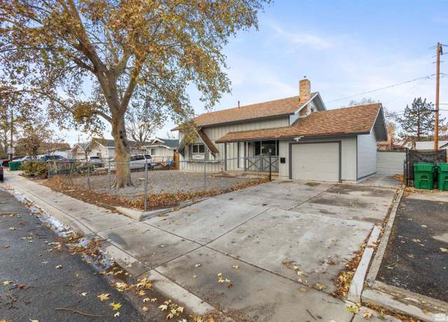 Property at 1275 Silverada Dr, Reno, NV 89512, 4 beds, 2 baths