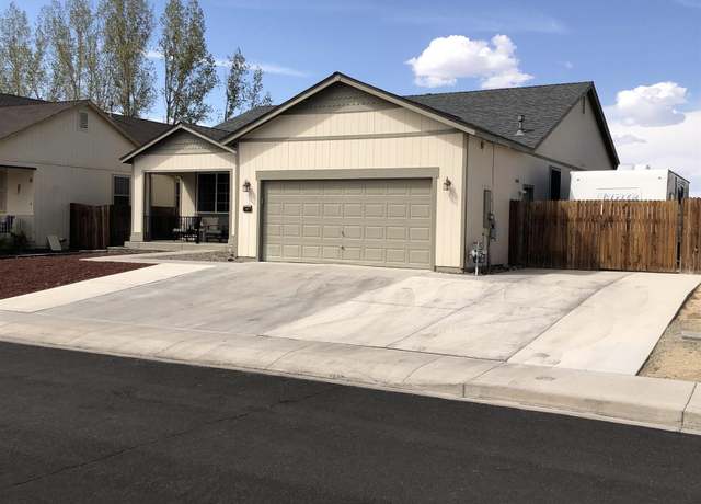 Property at 1958 W Rawles Dr, Fernley, NV 89408, 3 beds, 2 baths