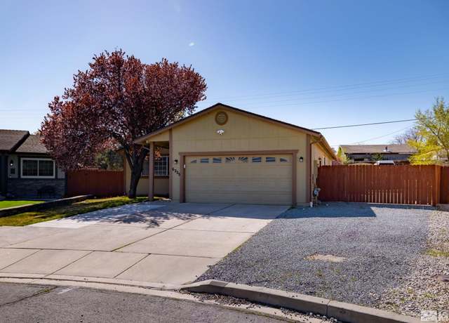 Property at 6225 W Choctaw Ct, Sun Valley, NV 89433, 3 beds, 2 baths