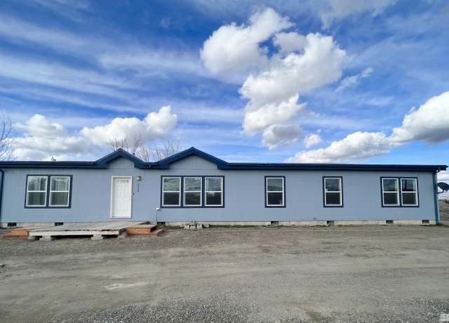 Property at 3535 Artemisia Way, Winnemucca, NV 89445, 4 beds, 2 baths