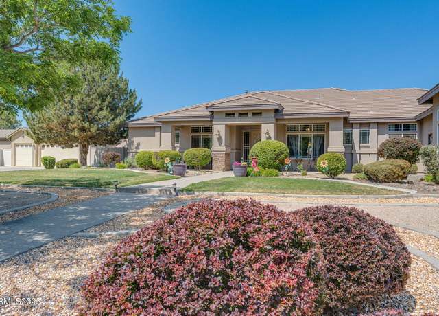 Property at 11785 Anthem Dr, Sparks, NV 89441, 5 beds, 3.5 baths