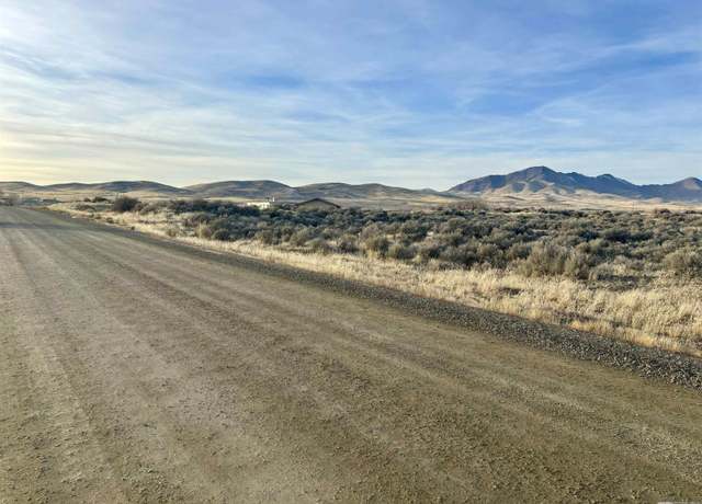 Property at 3885 Artemisia Way, Winnemucca, NV 89445