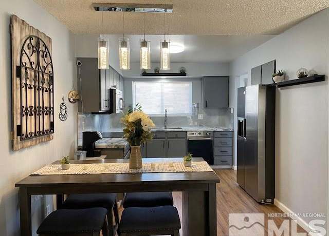 Property at 562 Smithridge, Reno, NV 89502, 2 beds, 1.5 baths