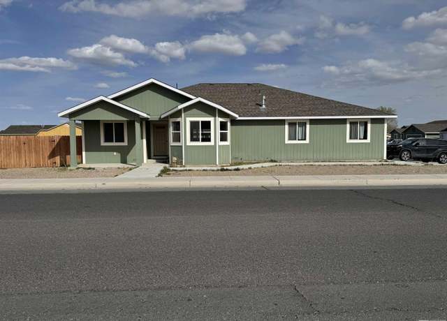 Property at 794 Megan Way, Fallon, NV 89406, 3 beds, 2 baths
