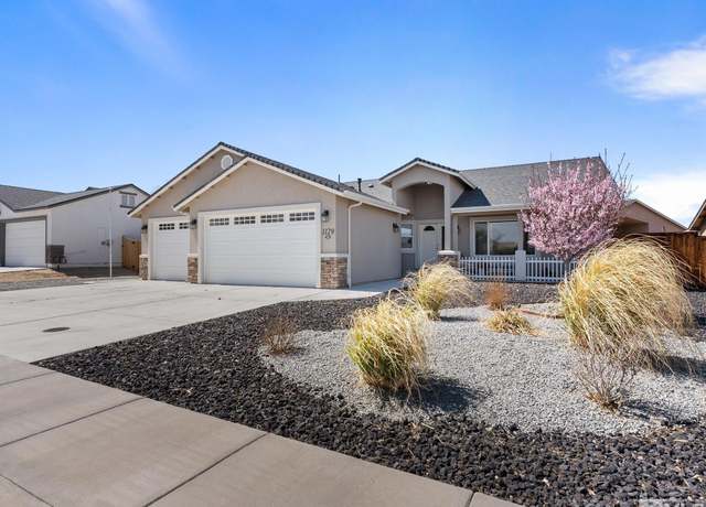 Property at 1129 Dixie Ln, Fernley, NV 89408, 4 beds, 2.5 baths