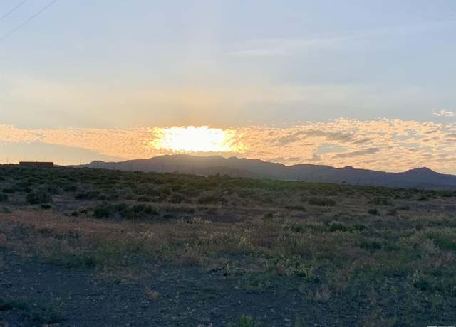 Property at 5092 E 2nd St, Silver Springs, NV 89429