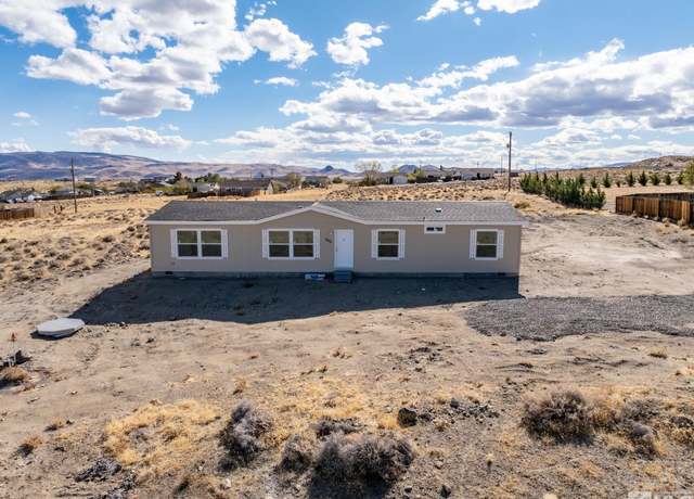 Property at 1435 W 8th St, Silver Springs, NV 89429, 4 beds, 2 baths