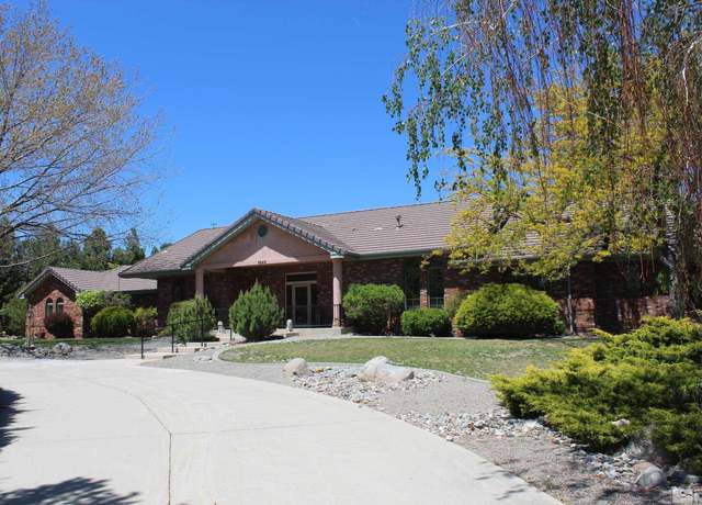Property at 1640 Chaparral Dr, Carson City, NV 89703, 3 beds, 2.5 baths