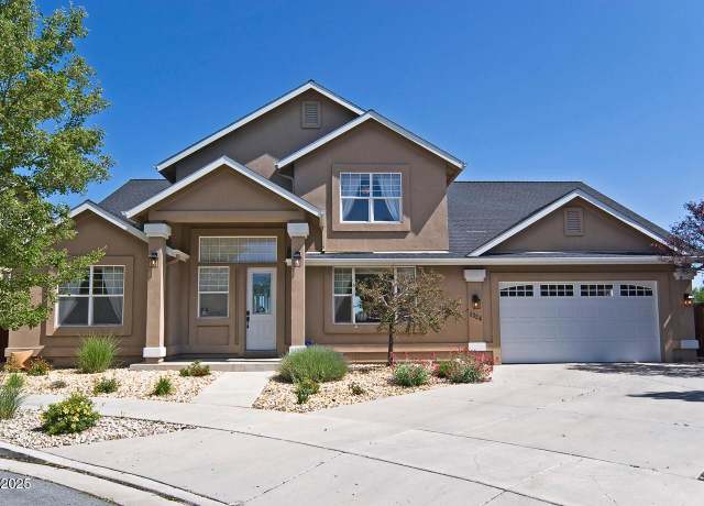 Property at 1324 Cedar Creek Cir, Gardnerville, NV 89460, 5 beds, 3 baths