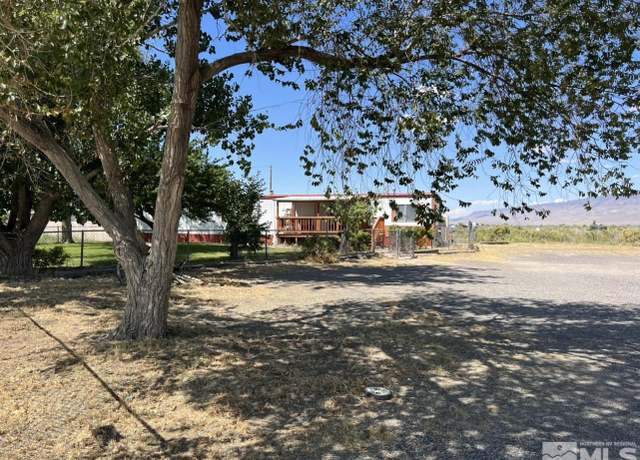 Property at 225 Trescott St, Battle Mountain, NV 89820, 2 beds, 2 baths