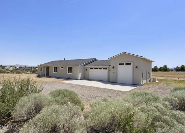 Property at 390 Angelina Cir, Smith Valley, NV 89444, 4 beds, 3 baths