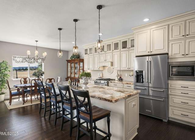 Property at 390 Angelina Cir, Smith Valley, NV 89444, 4 beds, 3 baths