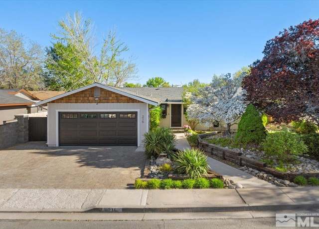 Property at 215 E Applegate Dr, Carson City, NV 89706, 3 beds, 2 baths