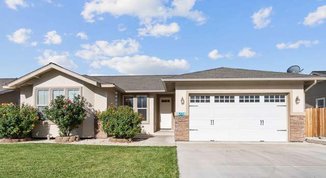 Photo of 561 White Eagle Ln, Fernley, NV 89408