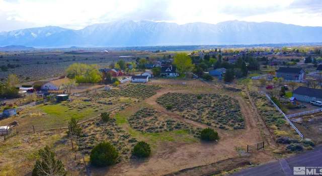 Photo of 1063 Log Cabin St, Gardnerville, NV 89410