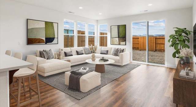 Photo of 907 Agate Way, Fernley, NV 89408