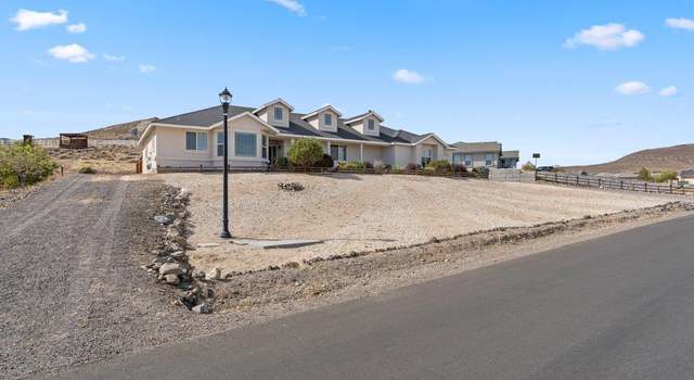 Photo of 1035 Sage St, Fernley, NV 89408