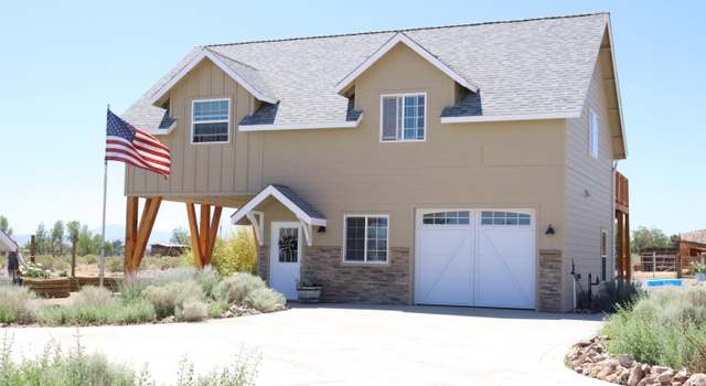 Photo of 274 Sunset Hills Dr, Yerington, NV 89447