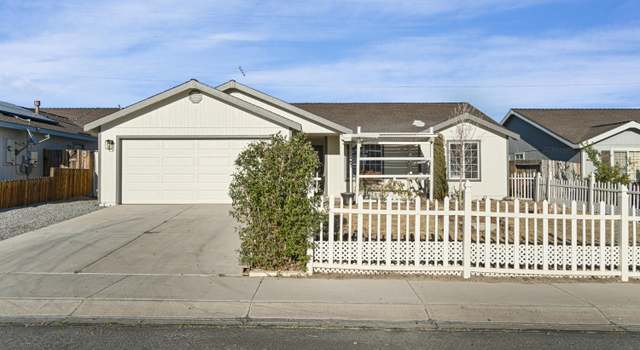 Photo of 571 Spur Way, Fernley, NV 89408