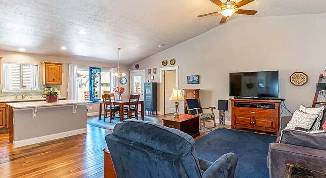 Photo of 314 Laurel Ln, Fernley, NV 89408-9746