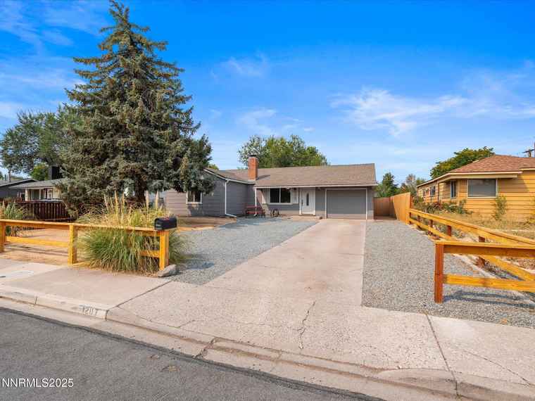 Photo of 1207 Stanford Way Sparks, NV 89431
