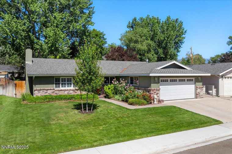 Photo of 900 N Richmond Ave Carson City, NV 89703