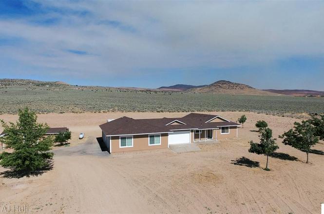 11640 Campo Rico, Sparks, NV 89441 | MLS# 170009940 | Redfin