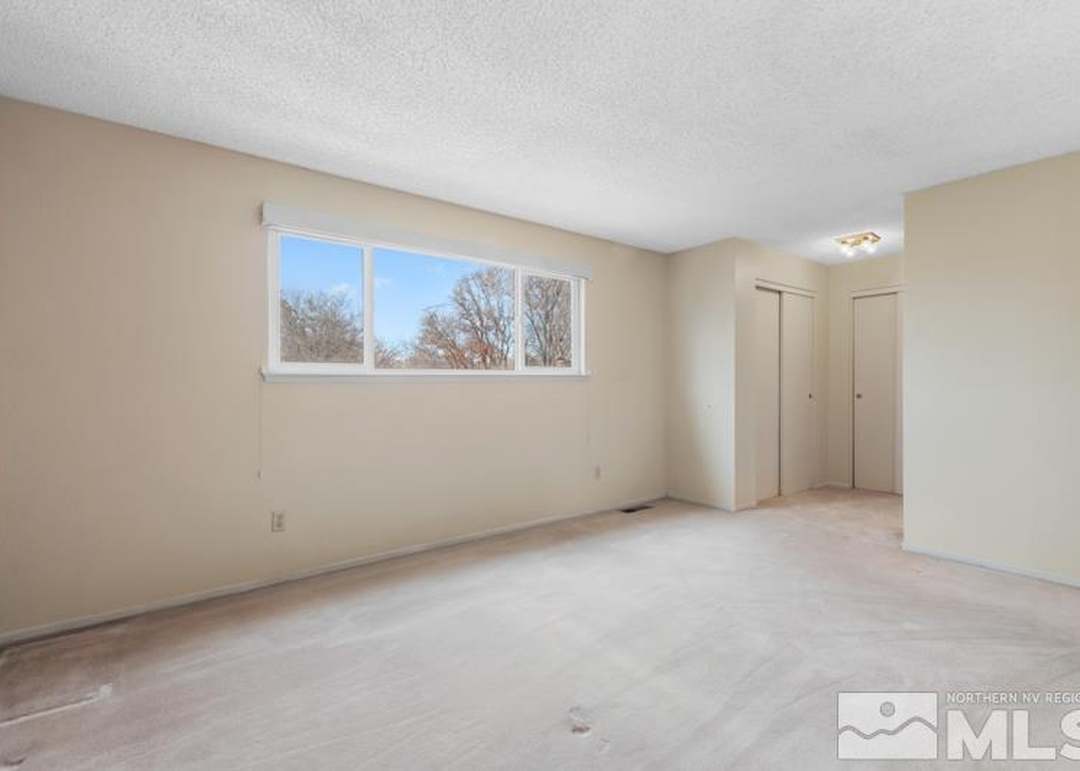 1965 Howard Dr, Sparks, NV 89434