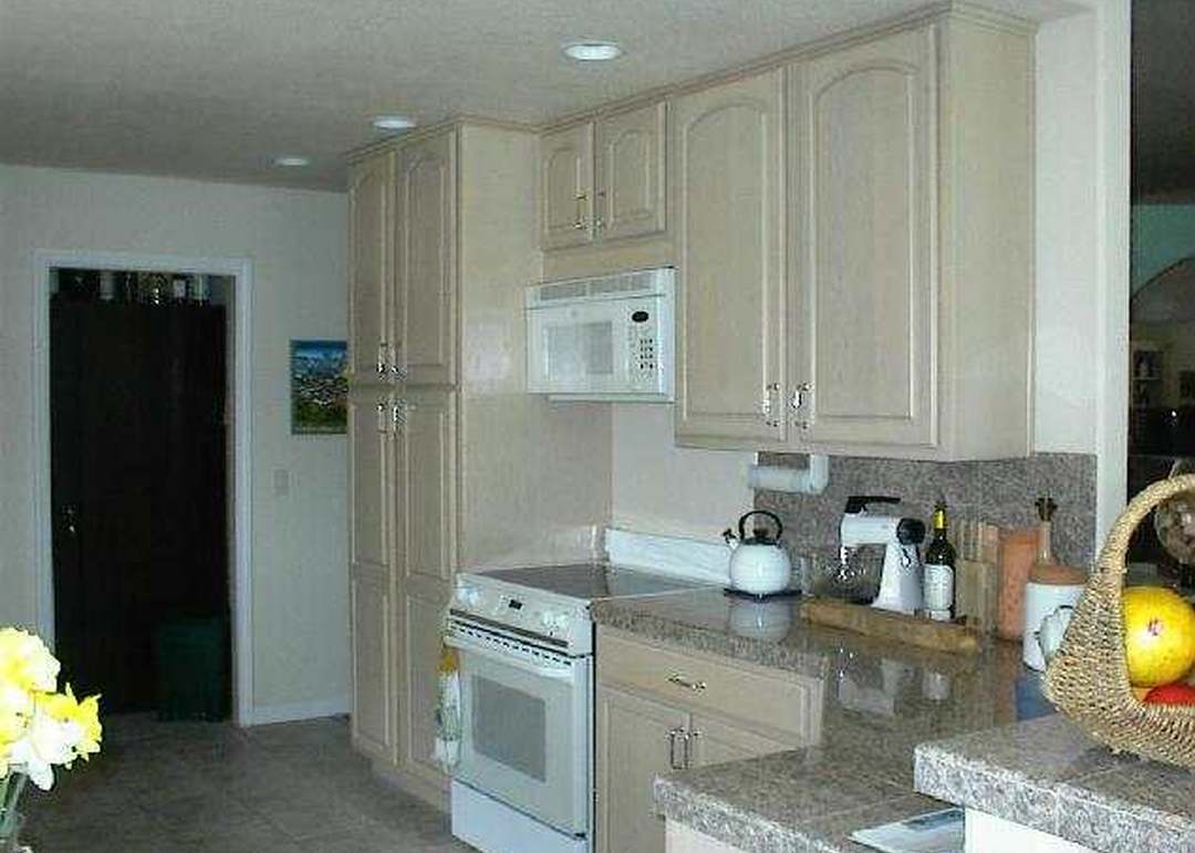 985 Ranchview Cir