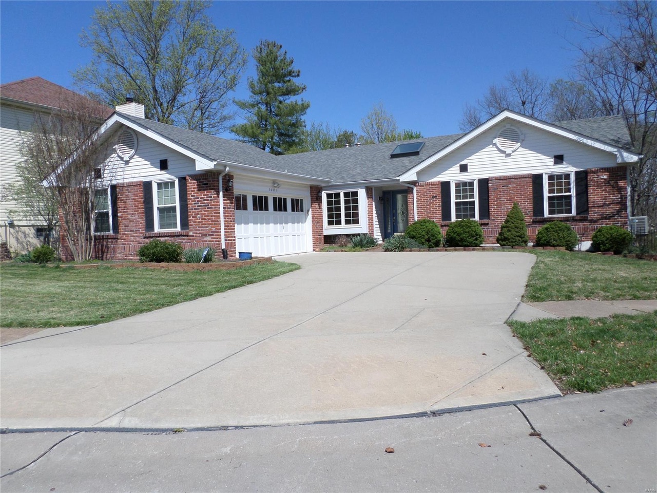 16311 Downey Terrace Ct, Wildwood, MO 63011