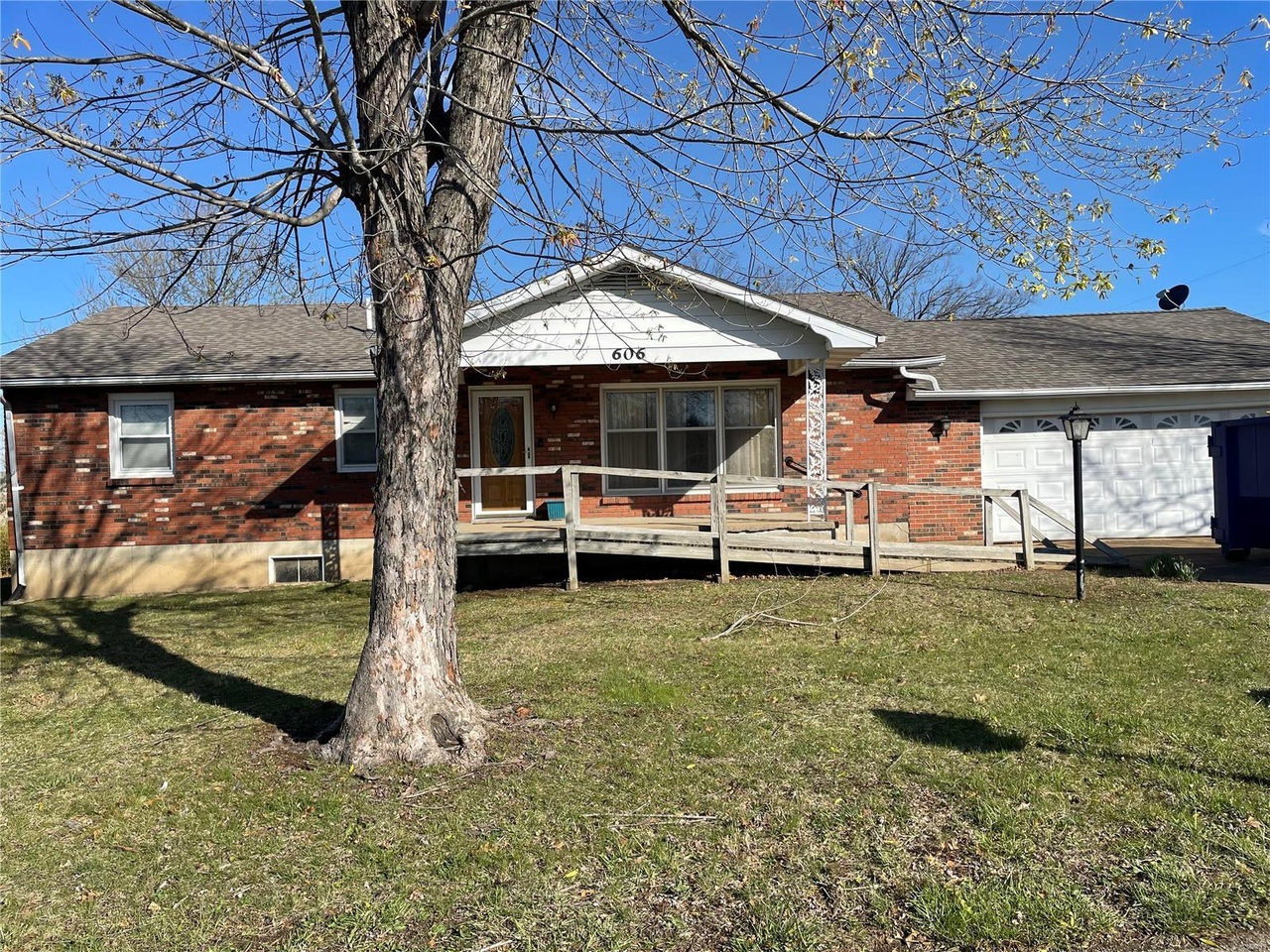 606 S School St, Desloge, MO 63601 | Redfin