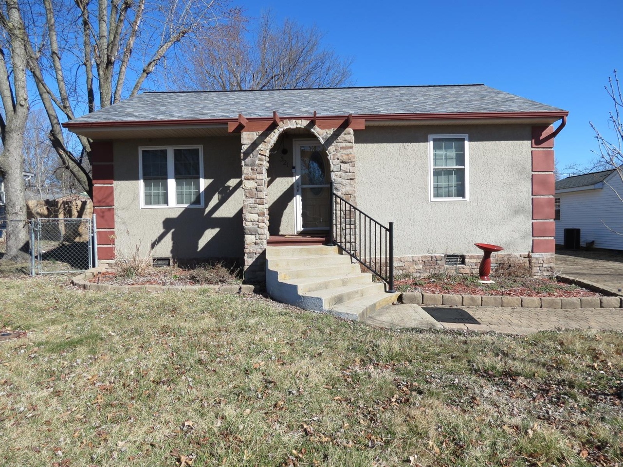 321 Oak St, Farmington, MO 63640 | MLS# 24010865 | Redfin