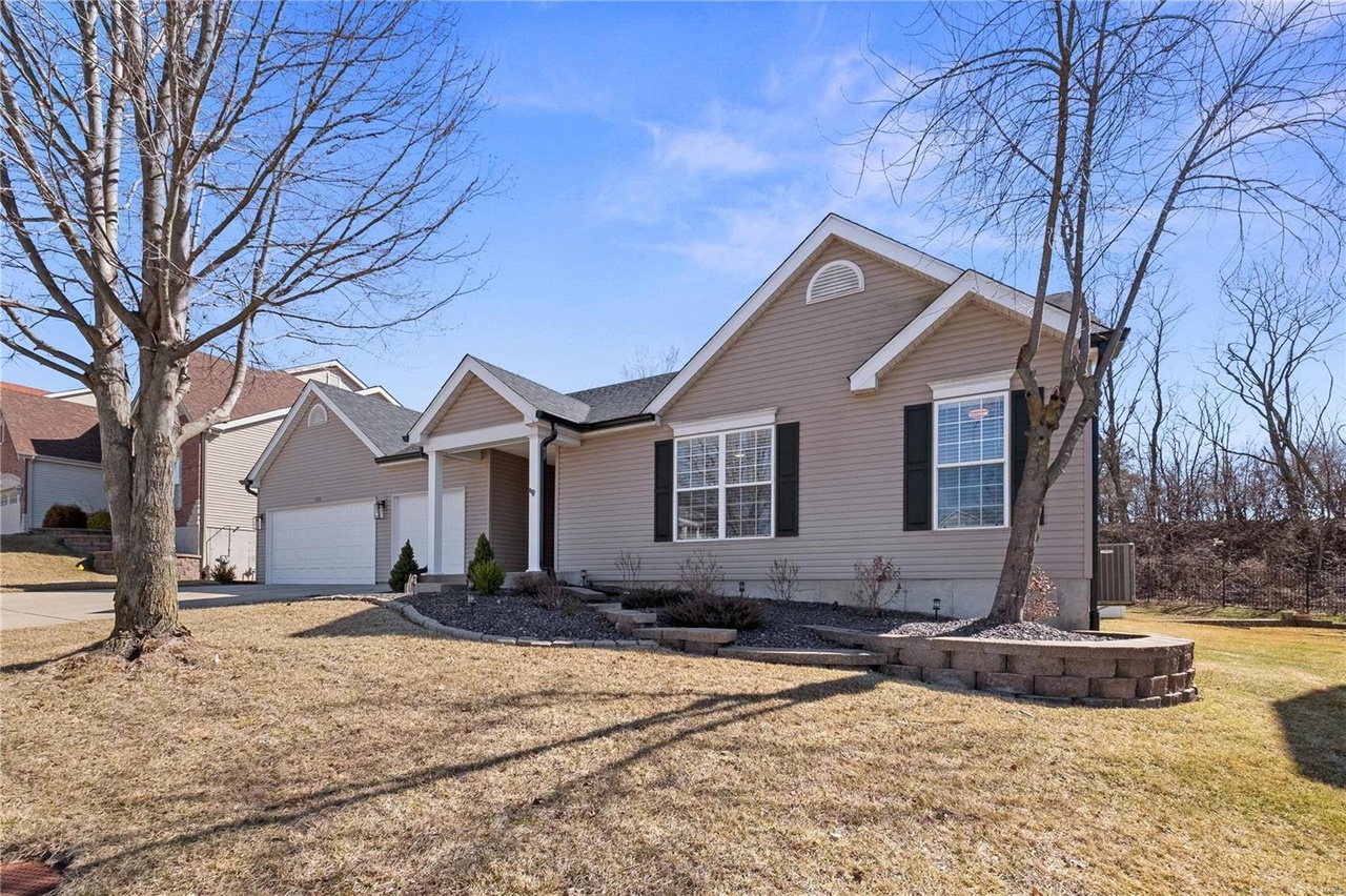 408 Olde Court Rd St Charles MO 63303 Redfin 408 Olde Court Rd St Charles MO 63303 Redfin