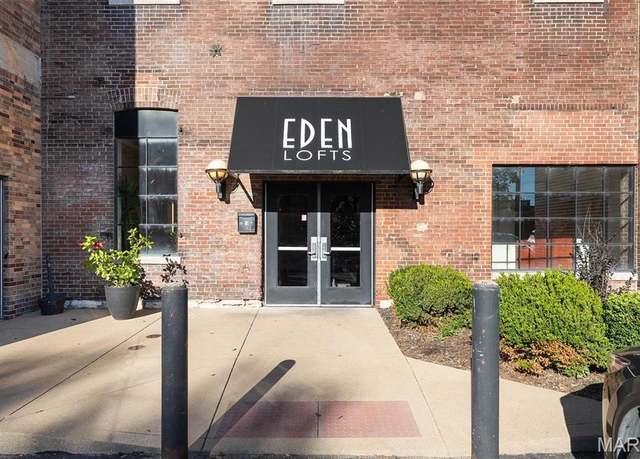 Property at 1720 Chouteau Ave #206, St Louis, MO 63103, 1 bed, 1 bath