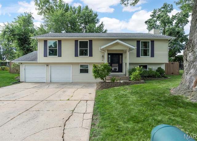 Property at 15 Ann Dr, St Peters, MO 63376, 4 beds, 3 baths