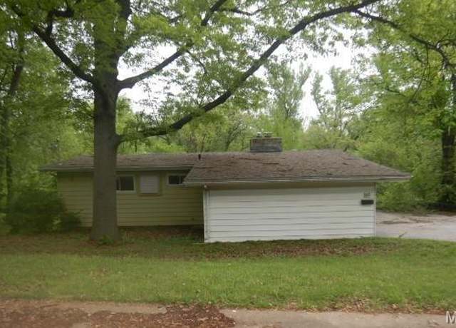 Property at 521 Plantmore Dr, St Louis, MO 63135, 3 beds, 1 bath